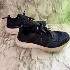New Balance Women’s Fresh Foam Sport V2 Running Shoe size 9.5